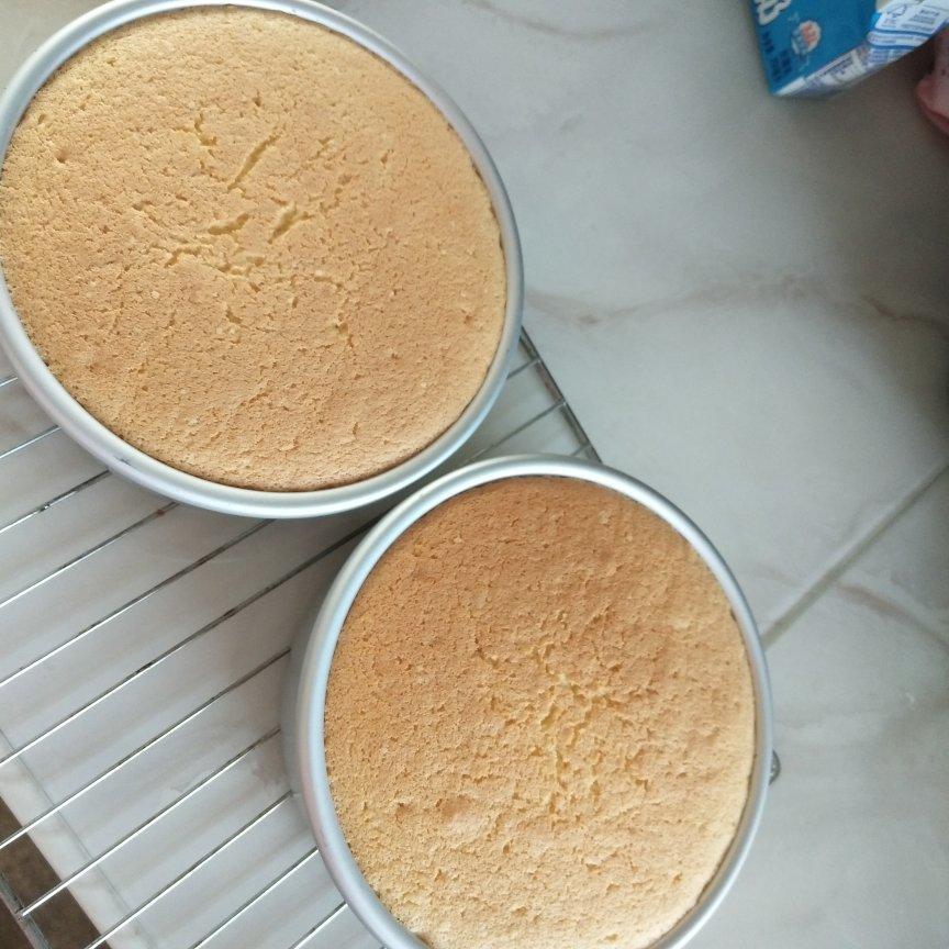 6寸，8寸，10寸戚风蛋糕配方（已更新）