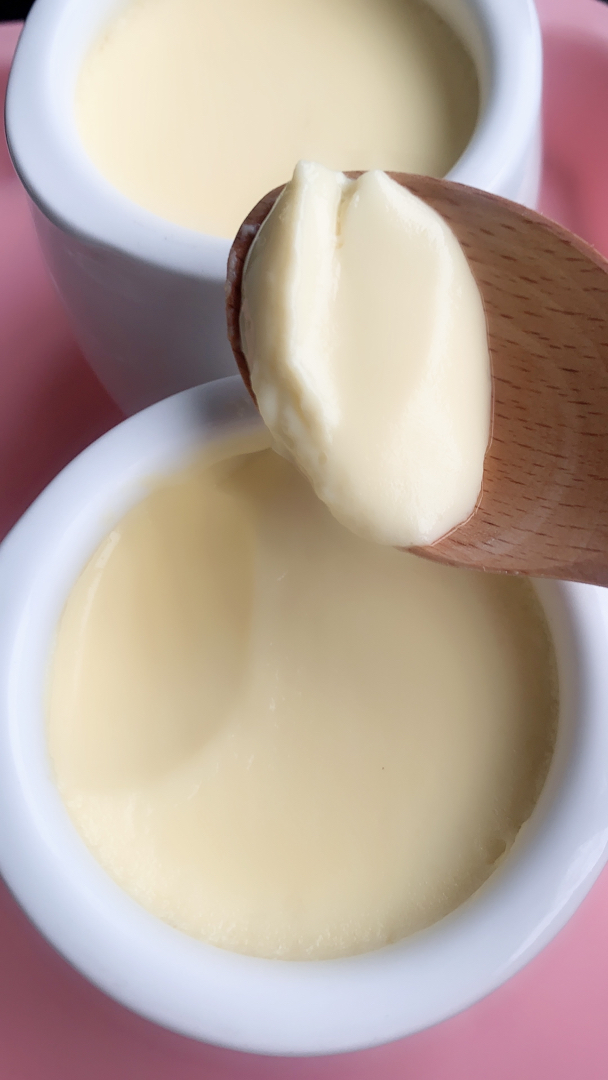 鲜奶炖蛋-超级香滑的夏日甜品