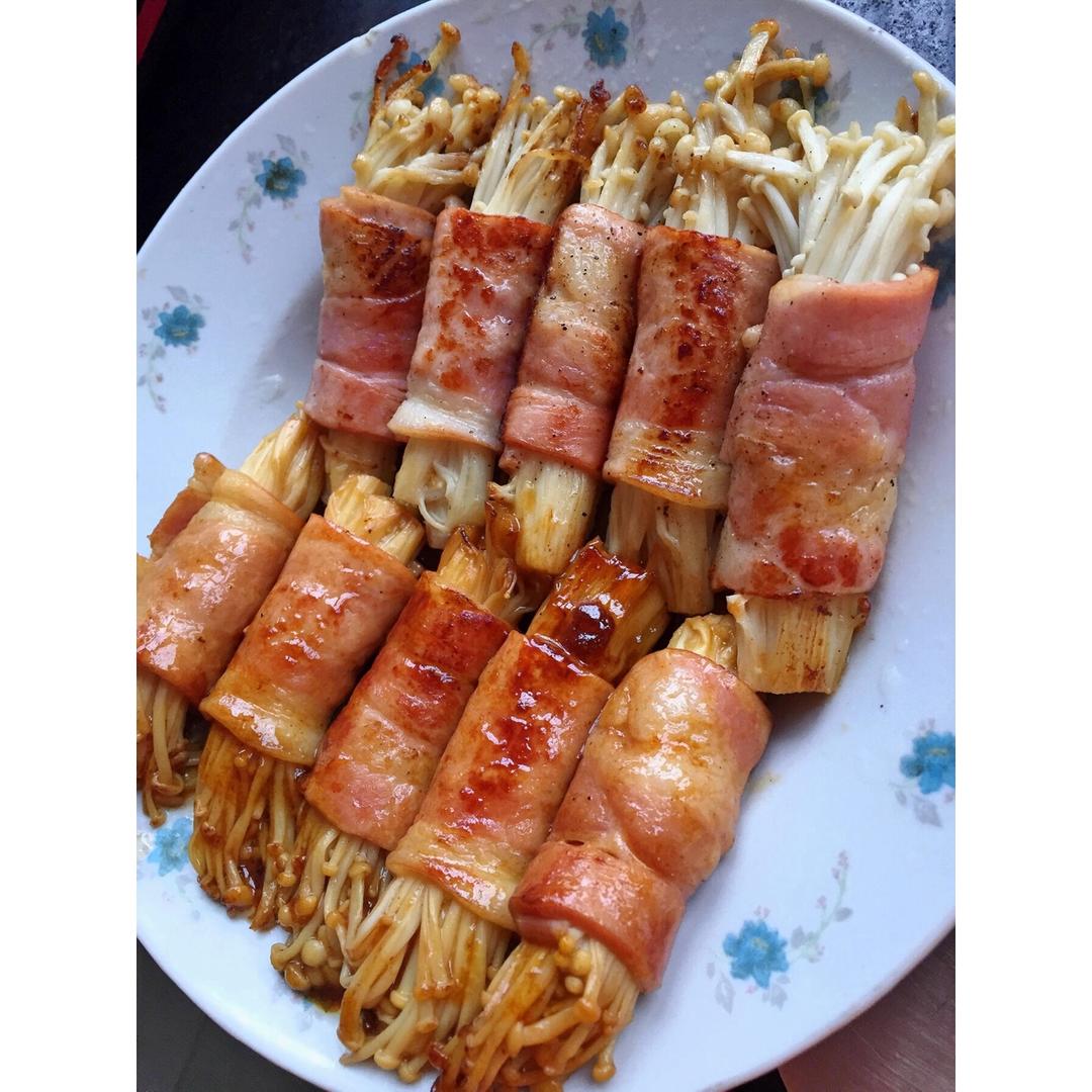 【金针菇培根卷】
