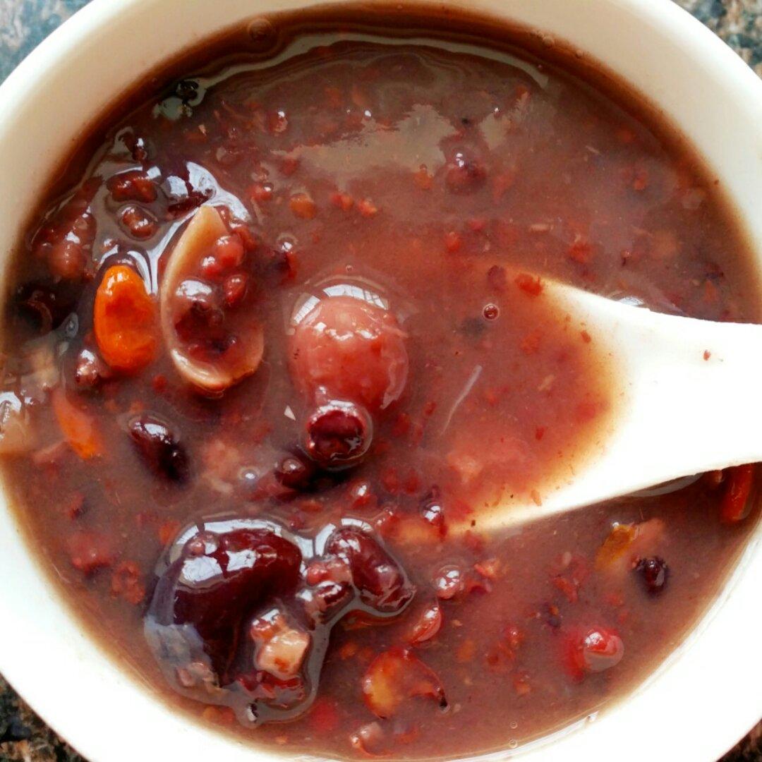 彽蜩渲媣做的八宝粥