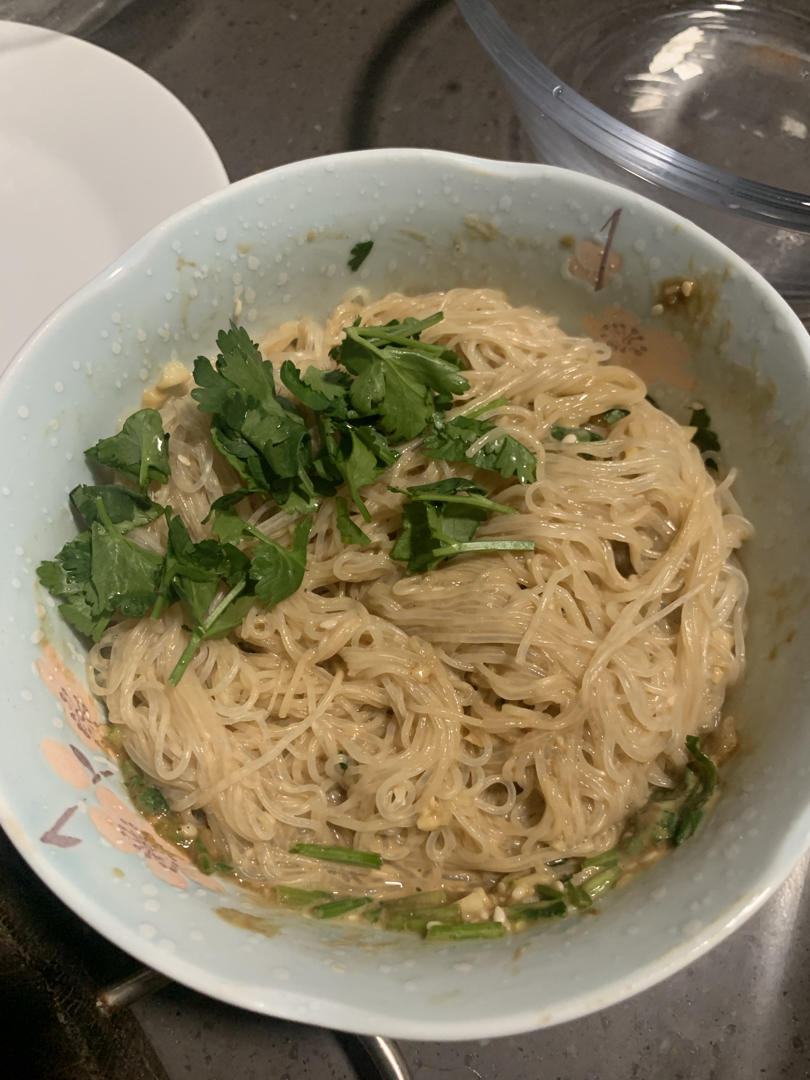 ㊙️吃一次就会爱上，酸辣开胃的麻酱拌粉