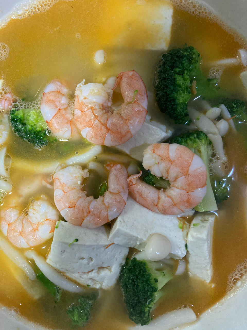 豆腐鲜虾菇菌汤