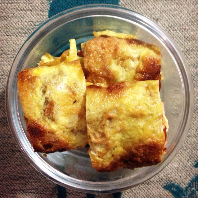 西红柿培根鸡蛋卷