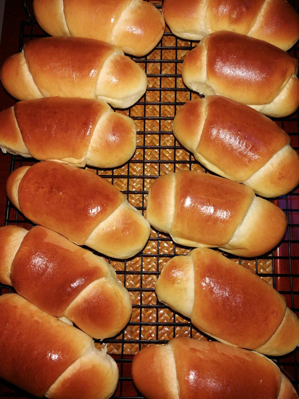 奶香浓郁易上手的鸡蛋鲜奶卷