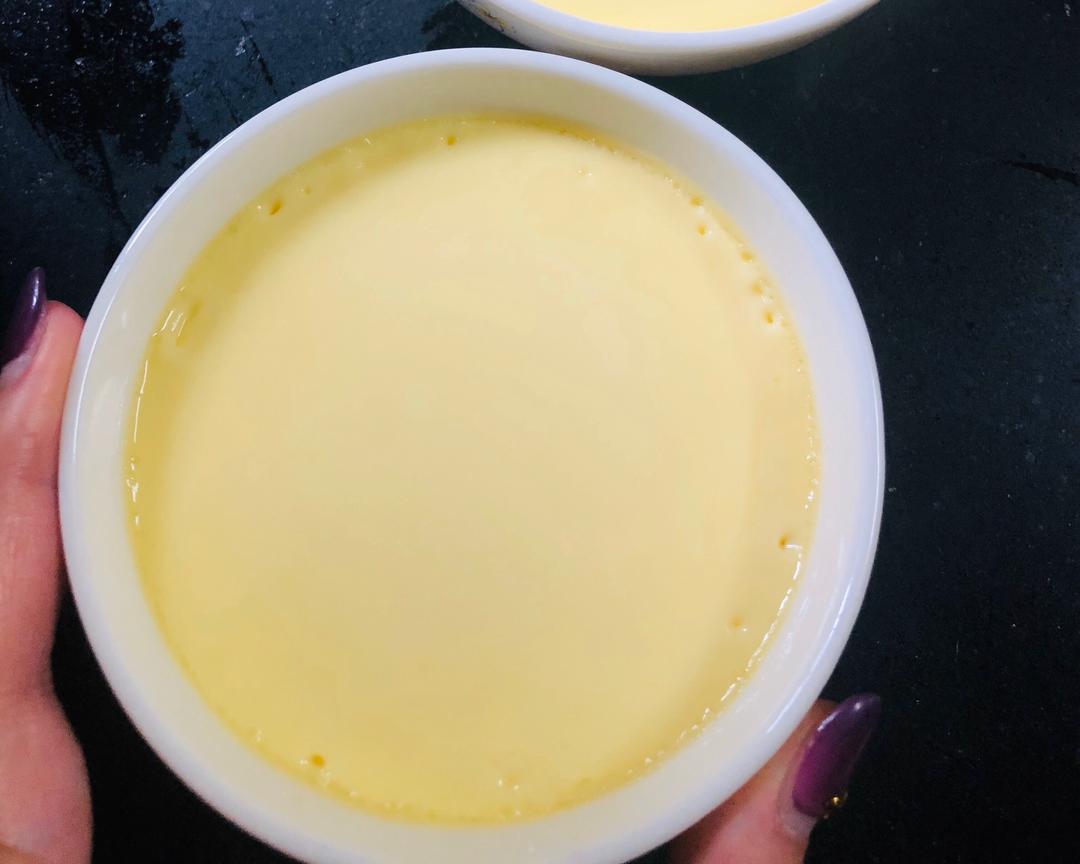 牛奶炖蛋（西屋蒸烤箱）的做法