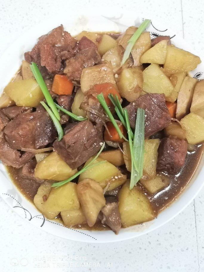 土豆烧牛肉
