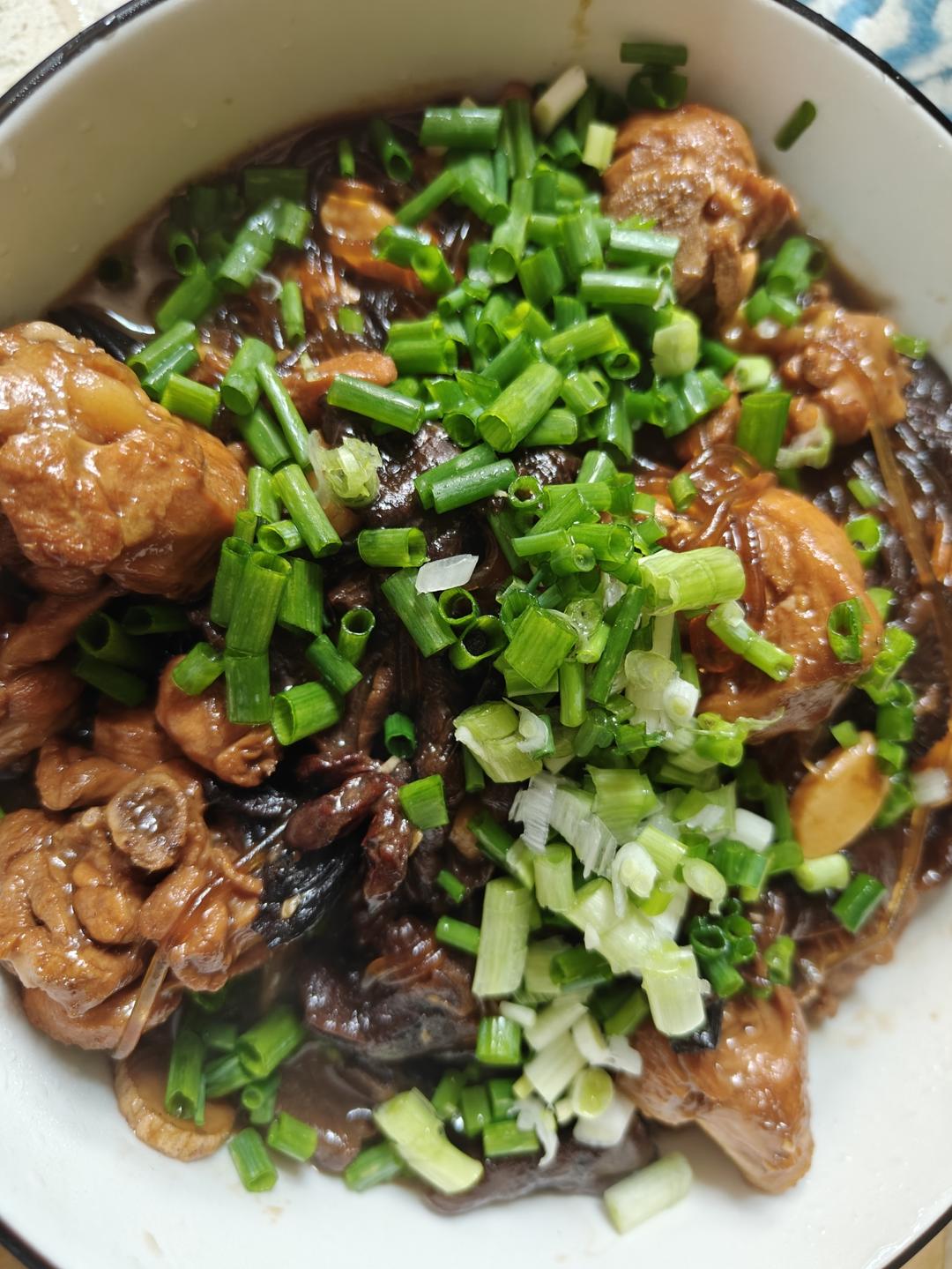 小鸡炖蘑菇