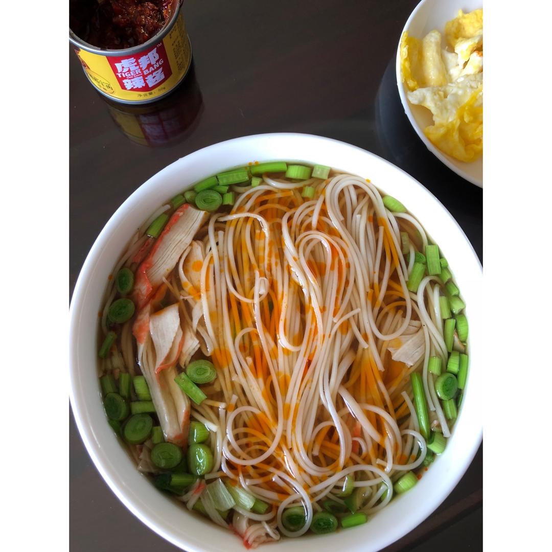 超级简单的清汤面🍜