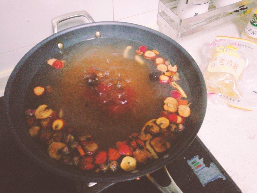 古法熬制酸梅汤（此方几乎无中药味孩子非常喜欢喝）