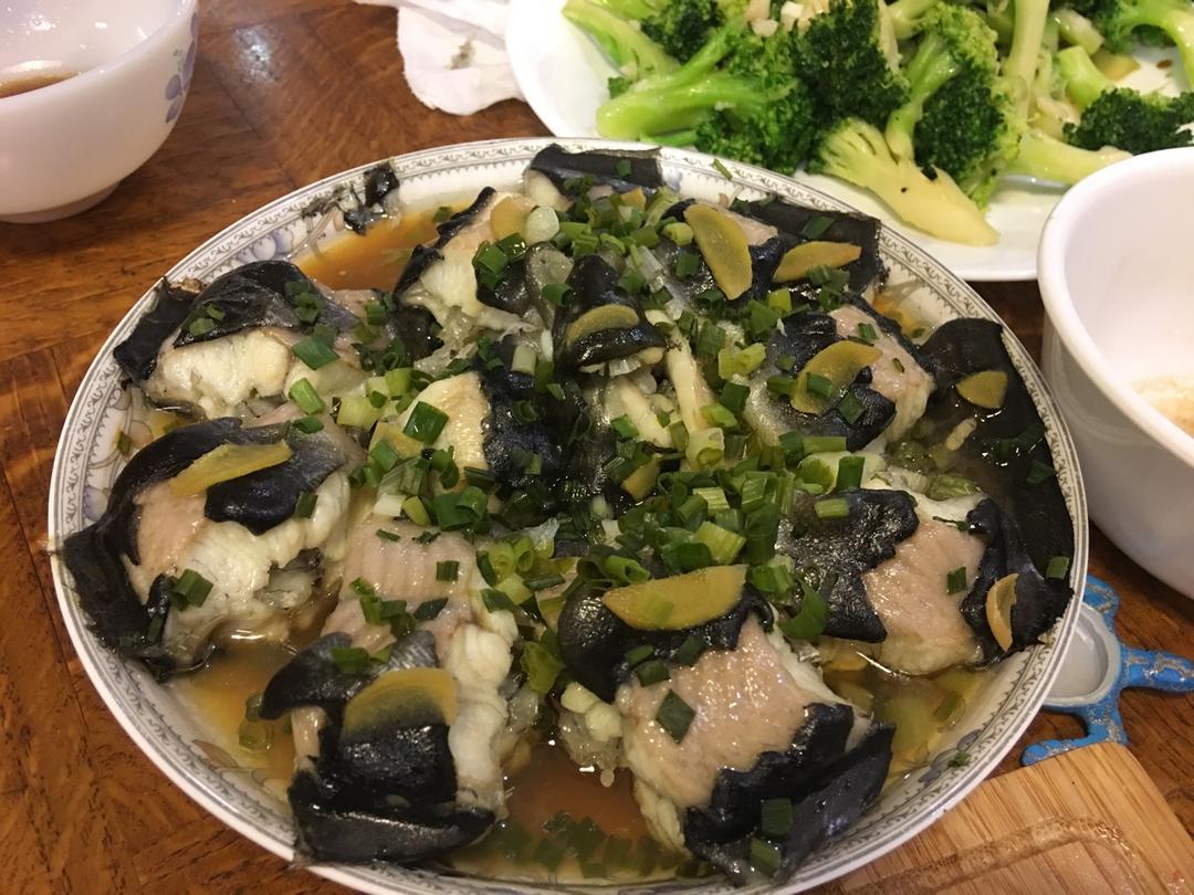 豉汁盘龙鳗