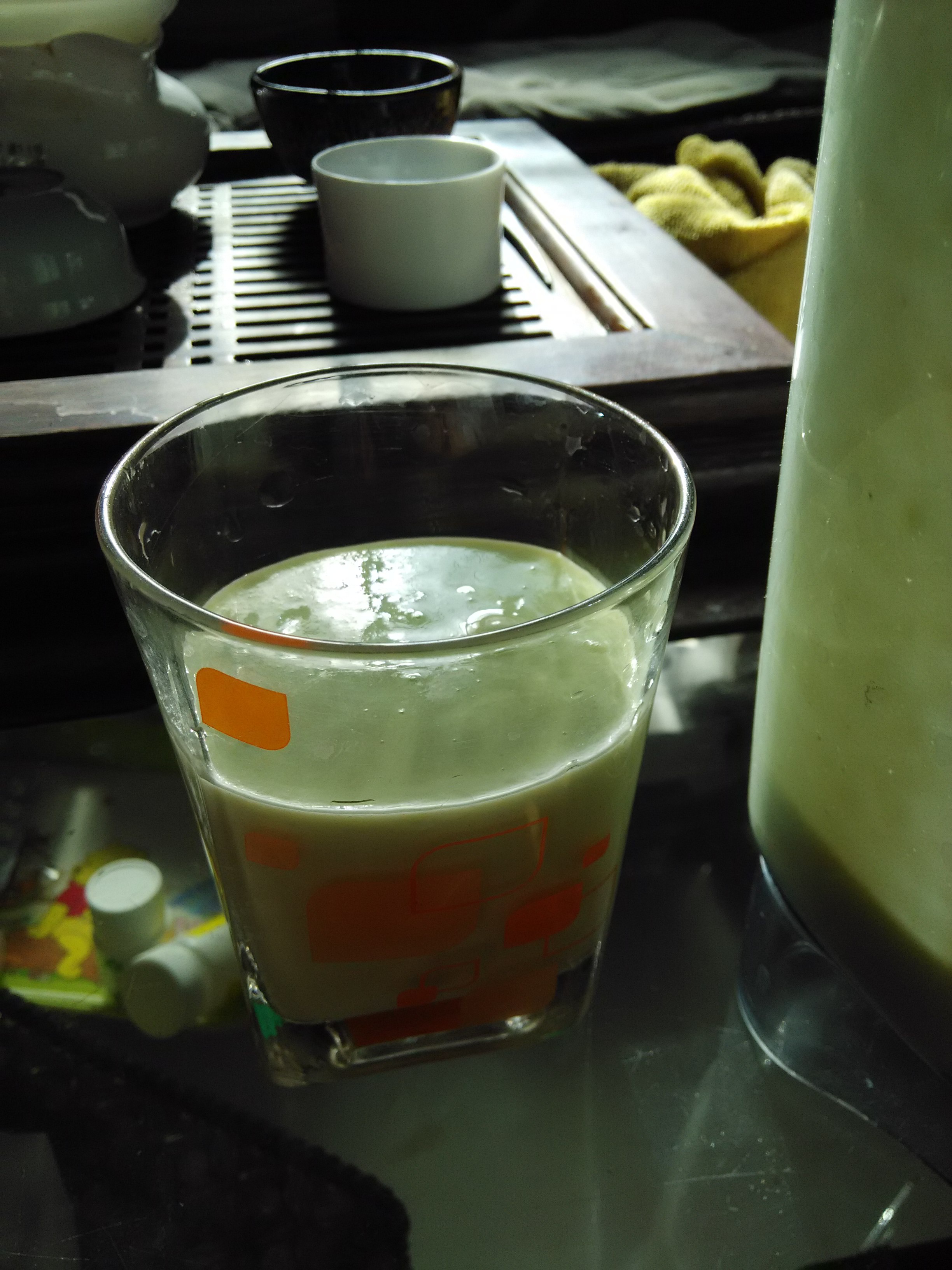 牛油果香蕉奶昔