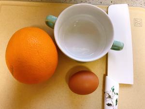 可以止咳化痰的橙子炖蛋盅的做法 步骤2
