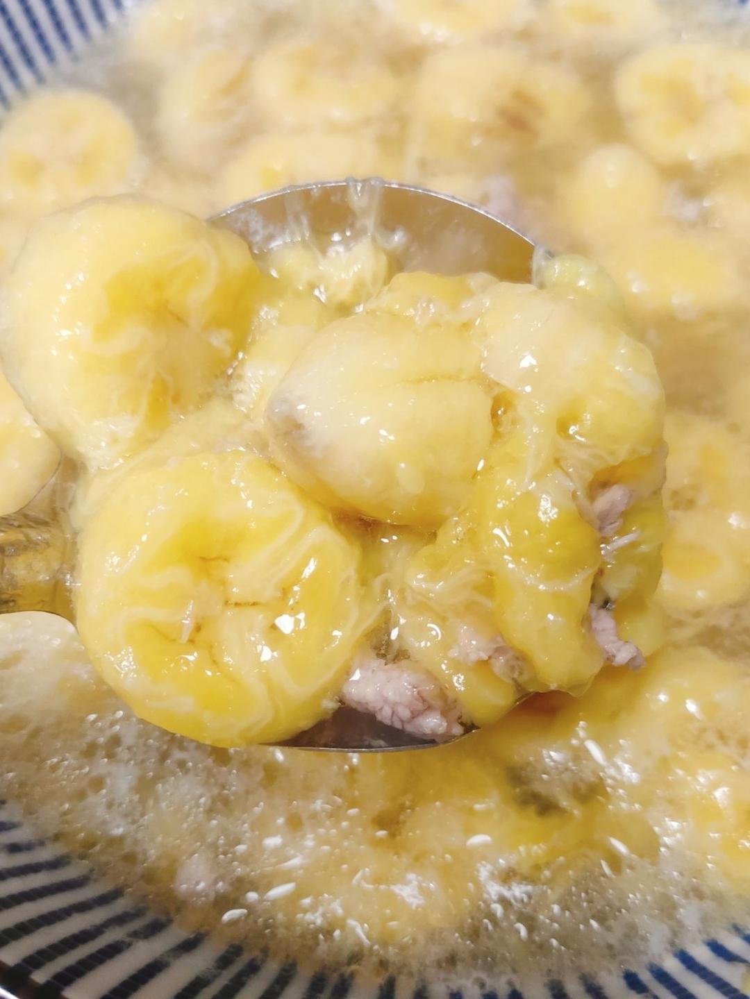 甜蜜蜜的香蕉汤~老人小孩都爱它~家里有吃不完的香蕉可以试试哟的做法