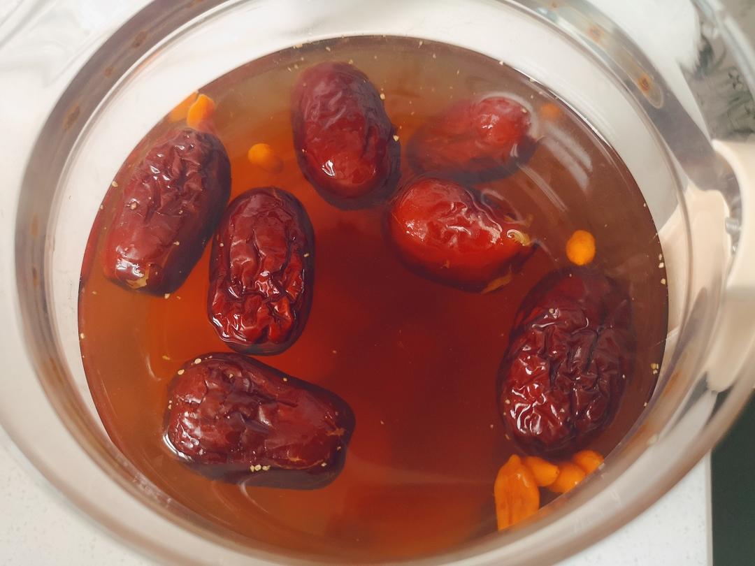 当归姜茶的做法
