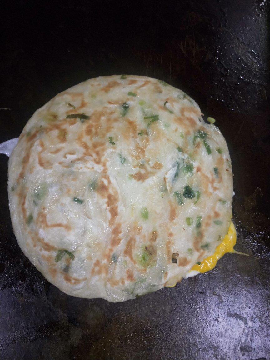 手抓饼/葱抓饼 Taiwan Style Pancakes