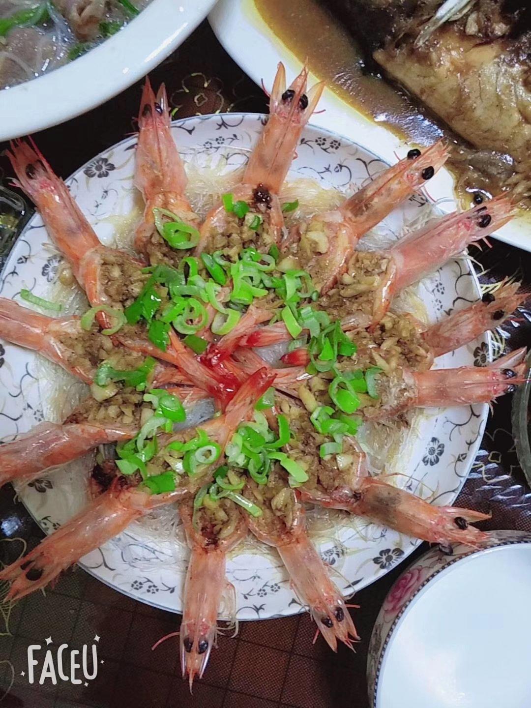 蒜蓉粉丝蒸虾