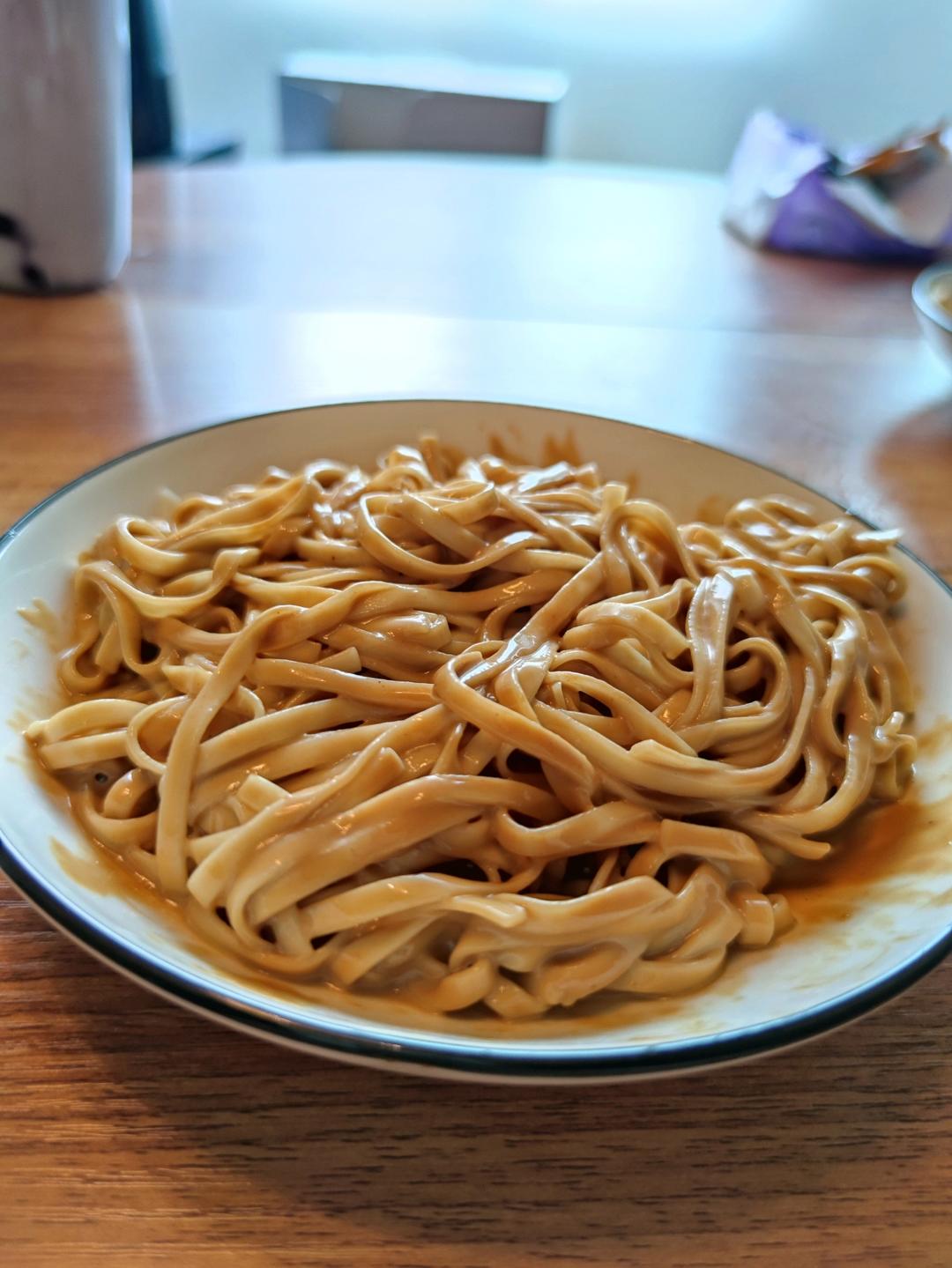 【老上海冷面】调份顺滑开胃的酱料，拌碗满分冷面！