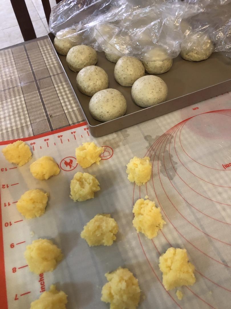 椰蓉奶香小餐包