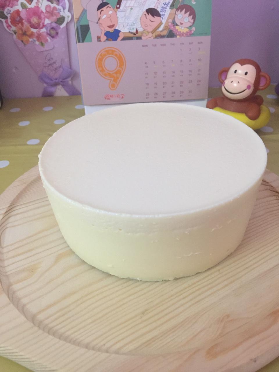 牛奶芝士慕斯蛋糕