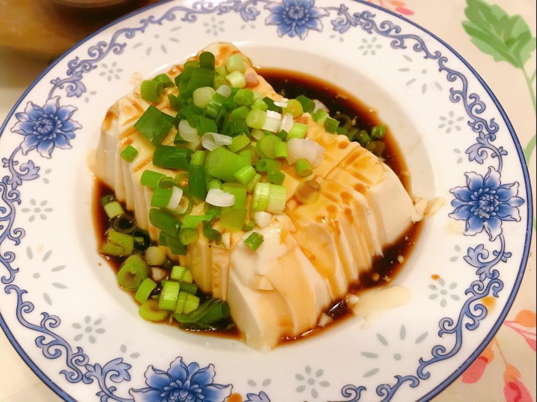 快手简易小葱拌豆腐