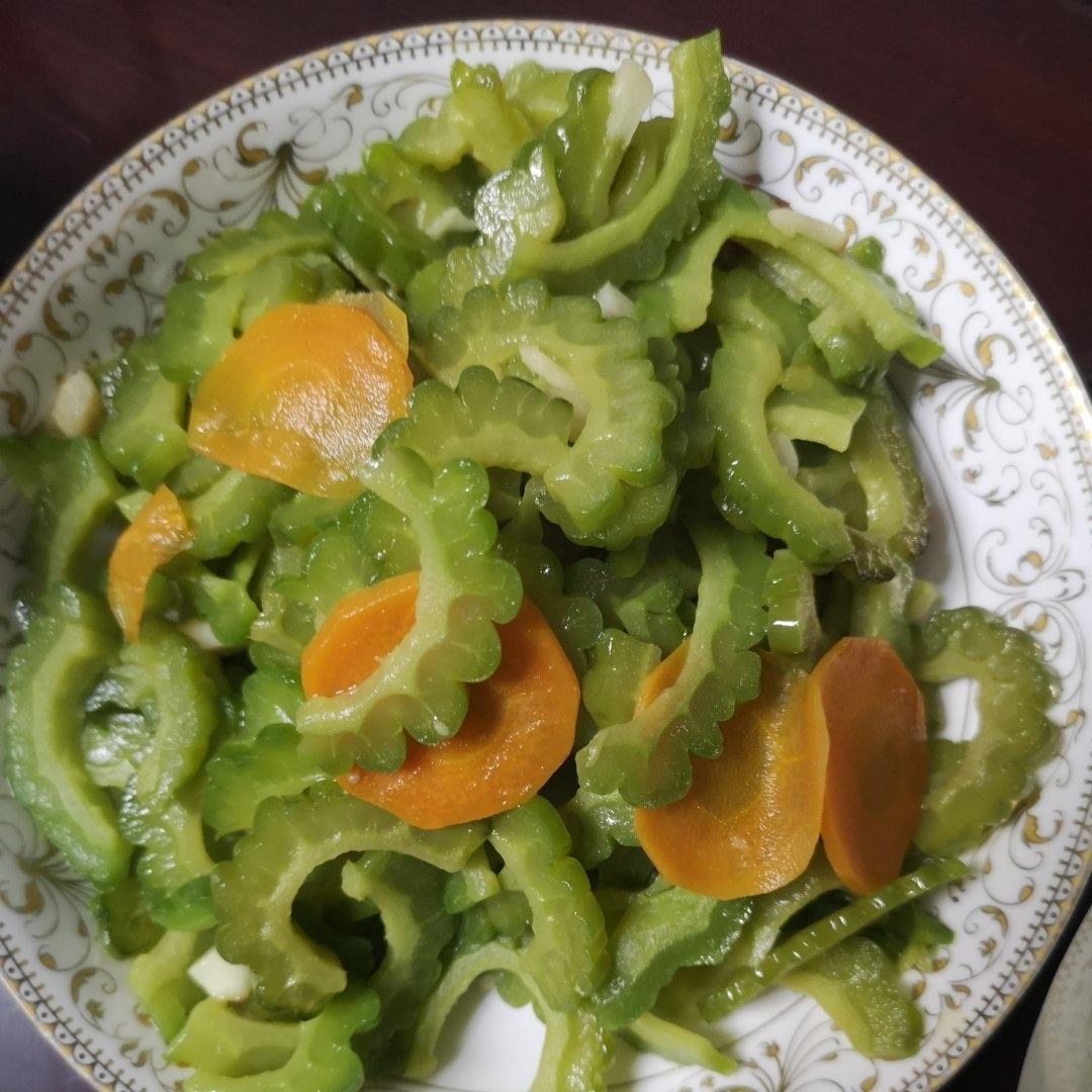 清炒苦瓜