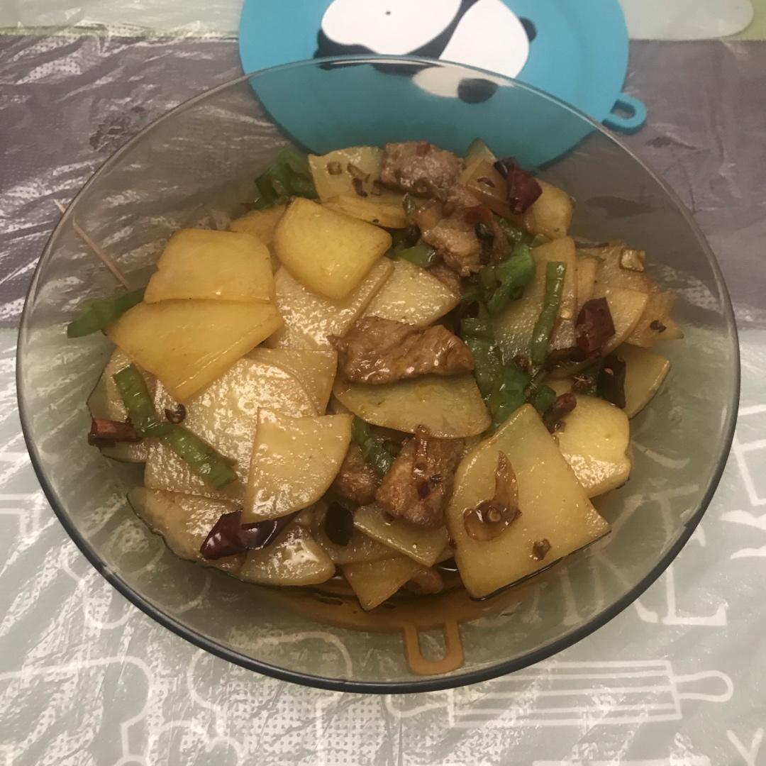 干锅土豆片