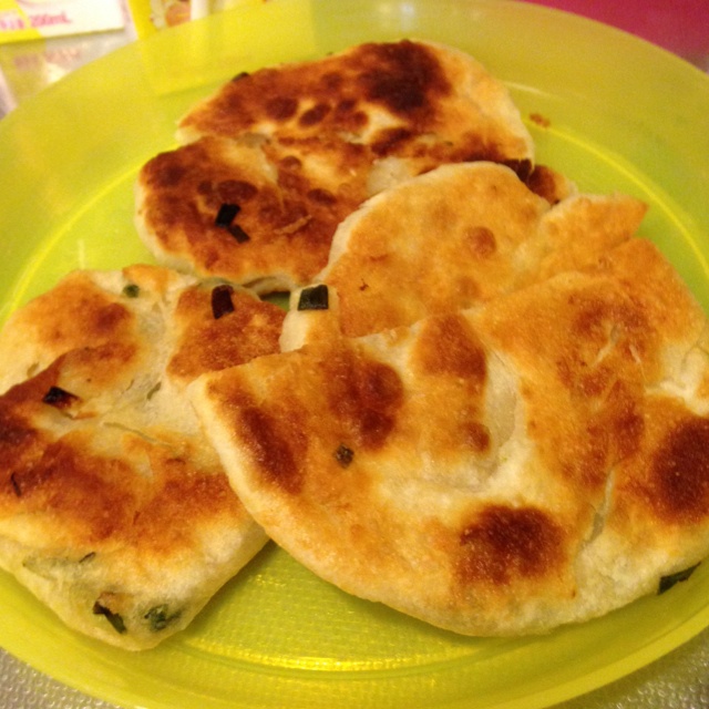 鸡蛋葱油饼                  （更新饼坯保存方法）