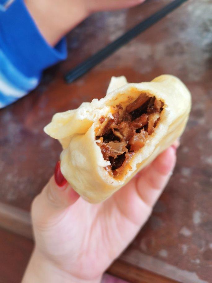 不用叉烧酱没明火没烤箱也能做出媲美酒楼的叉烧