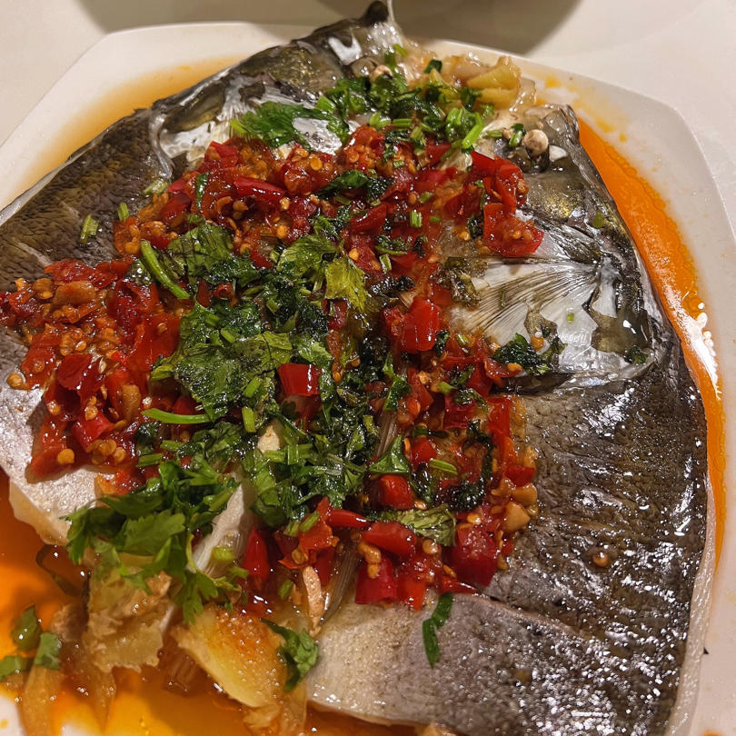 剁椒鱼头，最正宗的做法，8分钟出锅，比饭店好吃一百倍，简单易学，全家都爱吃