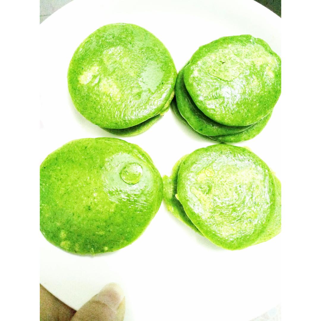 菠菜蛋饼  宝宝健康食谱