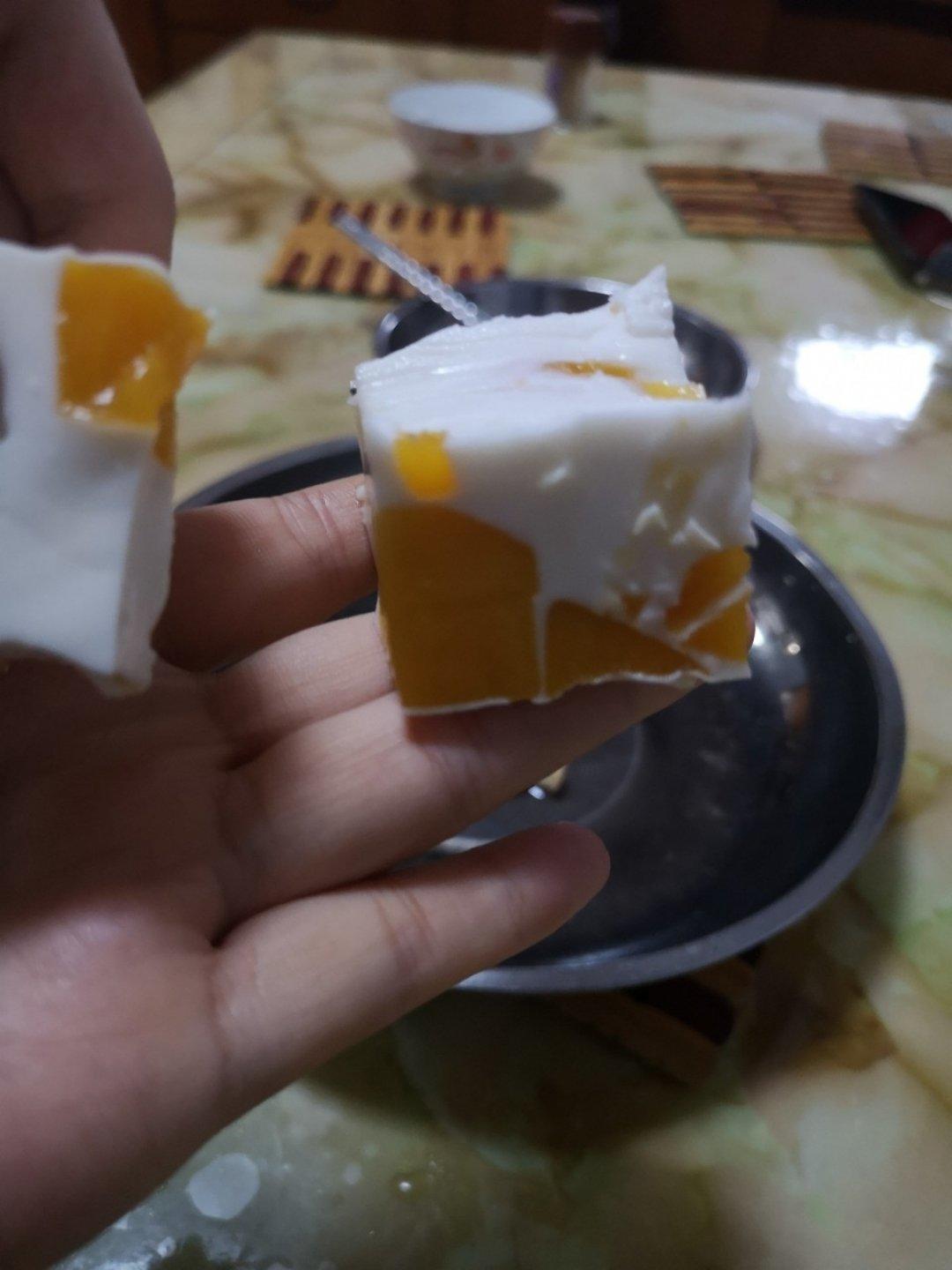 芒果椰汁糕