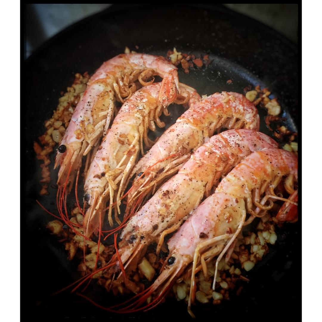蒜香煎阿根廷红虾