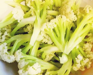 花菜南瓜浓汤的做法步骤图 怎么做好吃 子楠麻麻 下厨房 花菜南瓜浓汤的做法步骤图 怎么做好吃 子楠麻麻 下厨房