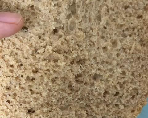 記錄第一次成功的全麥吐司（無油無糖面包機(jī)版）