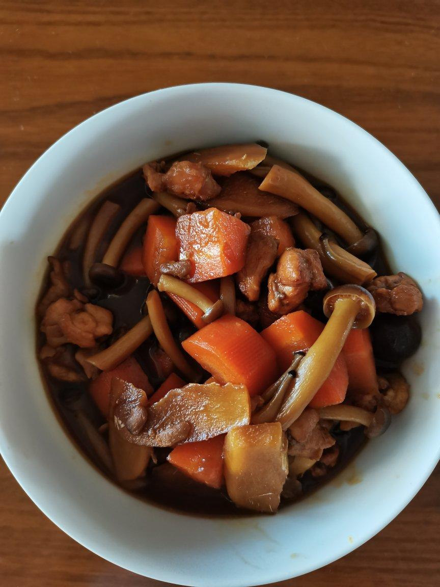 土豆炖鸡翅、翅根、翅中、鸡腿、鸡块…总之可以炖一切（电饭煲版）