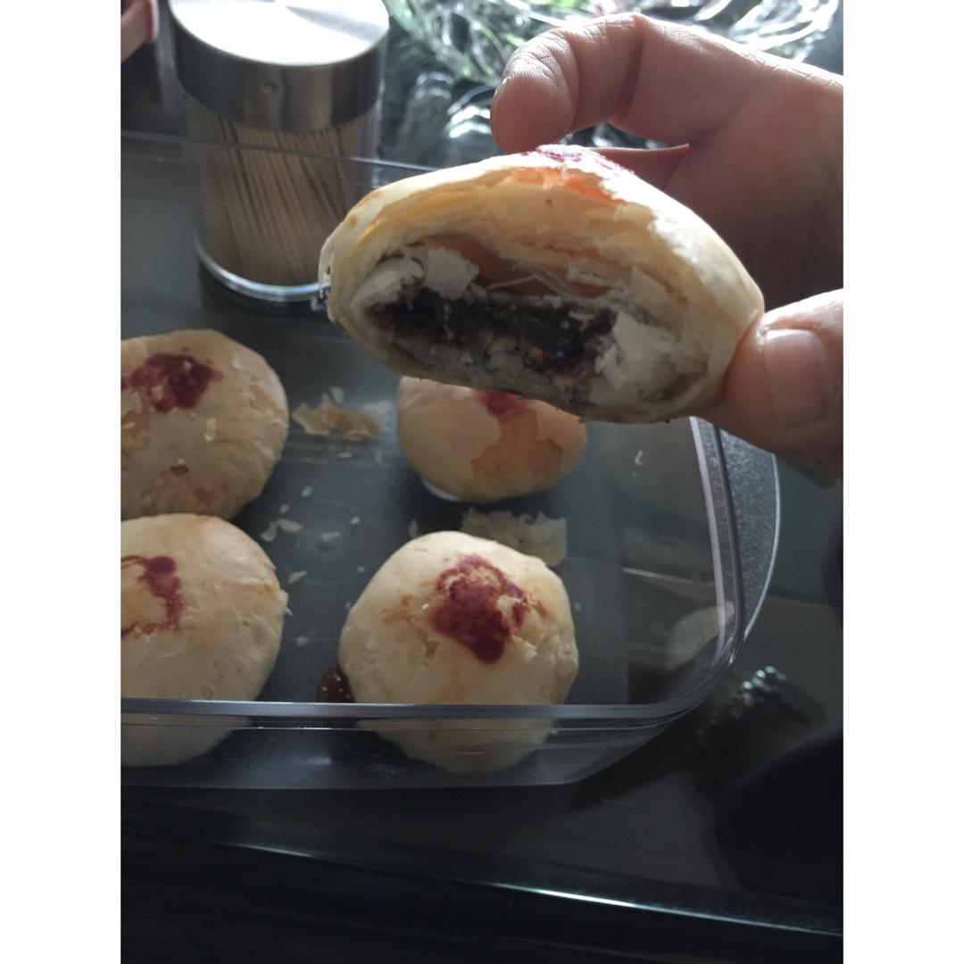 香酥可口的玫瑰鲜花饼（附手工玫瑰酱做法）