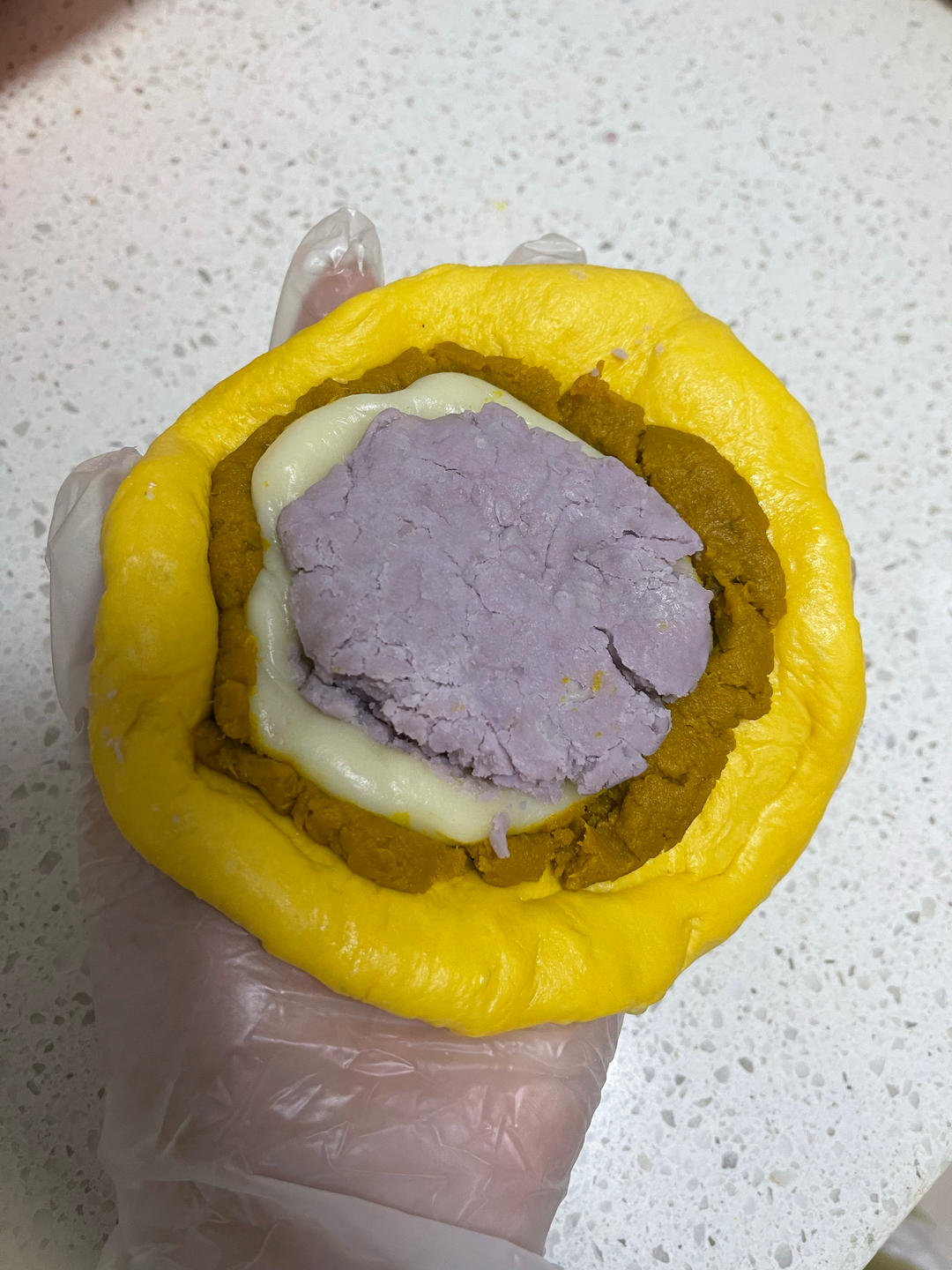 好吃到疯的南瓜奶酪软欧包