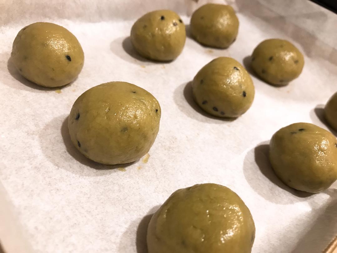 抹茶蔓越莓麻薯包（不回缩）