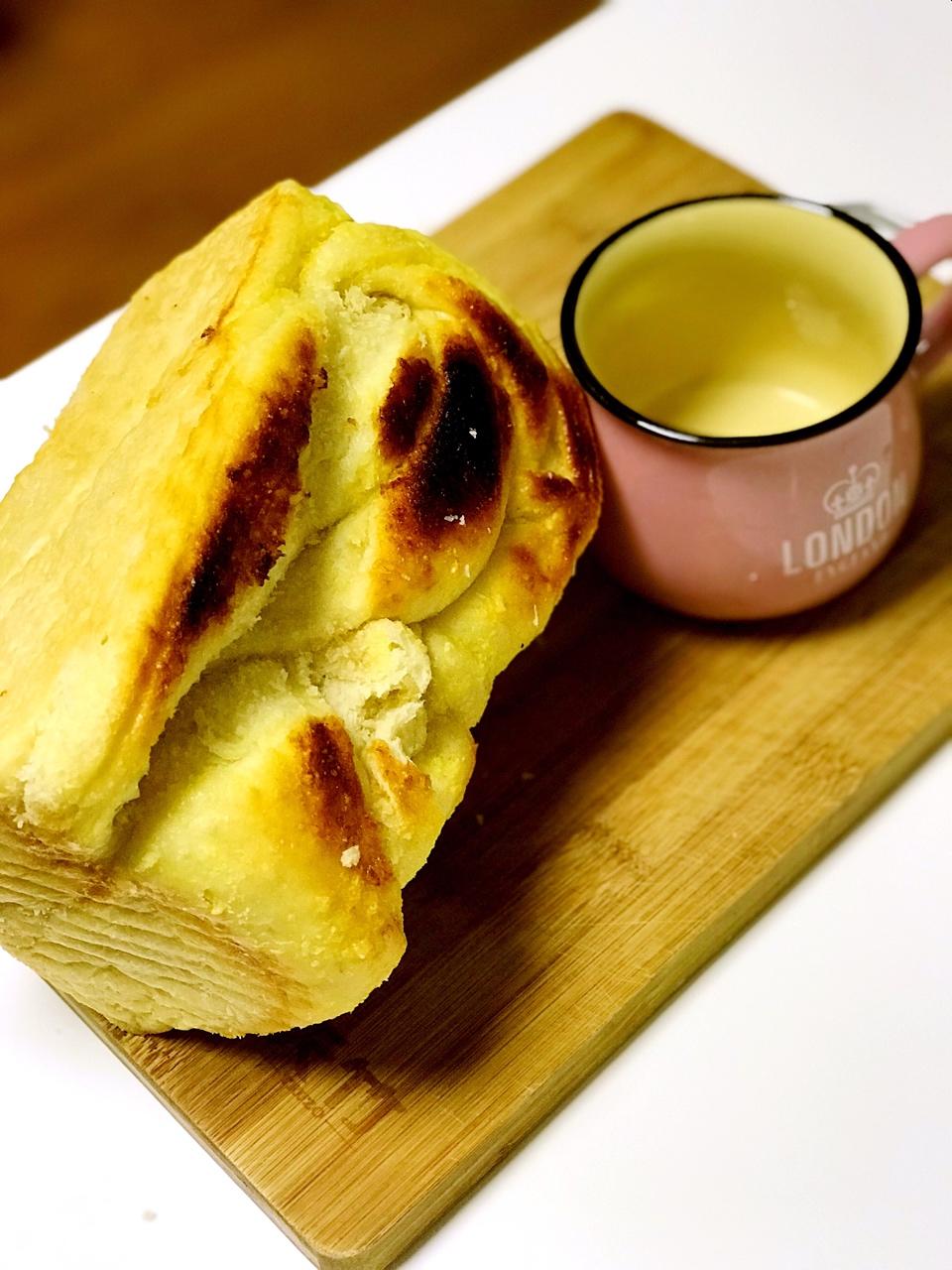 椰蓉吐司面包 Coconut Loaf