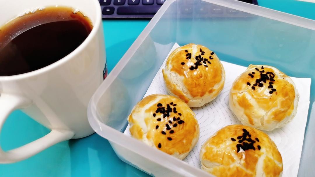 超简单 免揉 酥掉渣的蛋黄酥(超详细附全程视频)不破酥『万能酥皮』