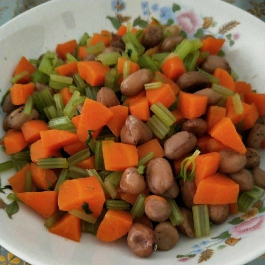 凉拌芹菜花生米胡萝卜