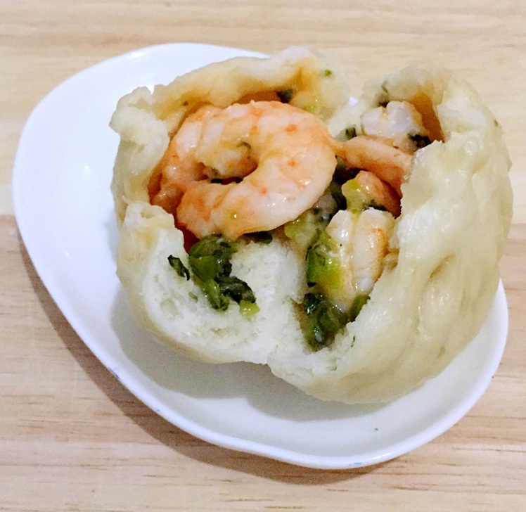 鲜虾菜芯包子