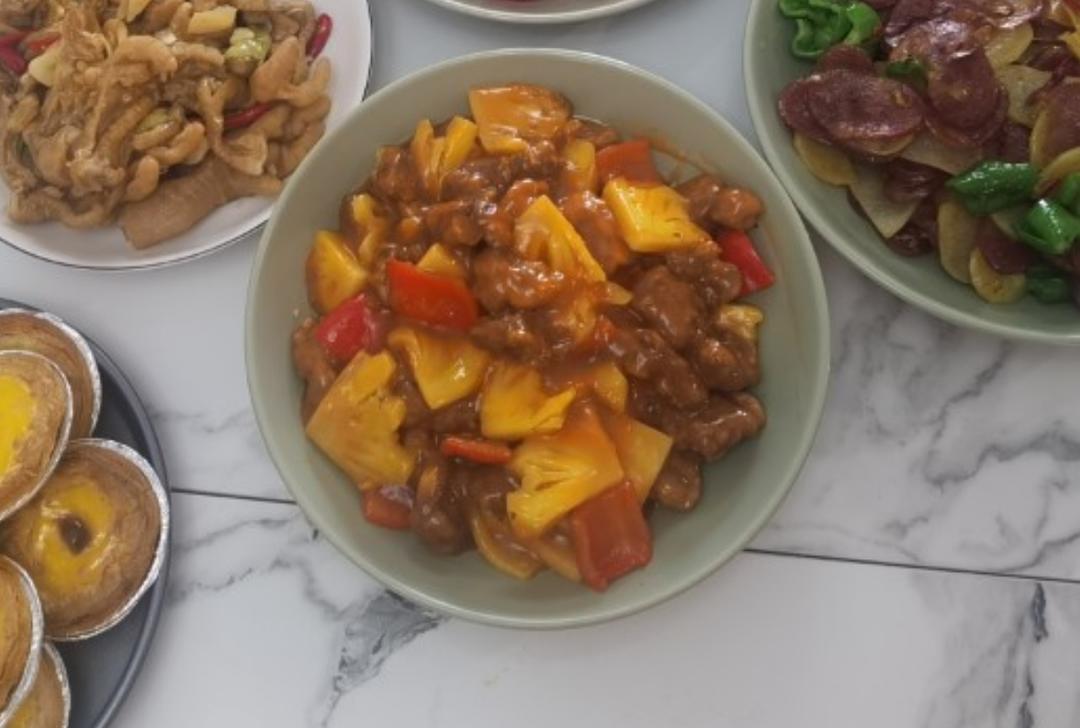 菠萝咕咾肉