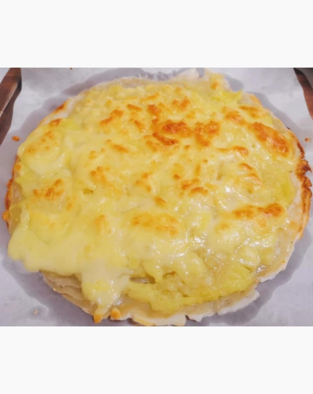 手抓饼做🍕芝士榴莲披萨
