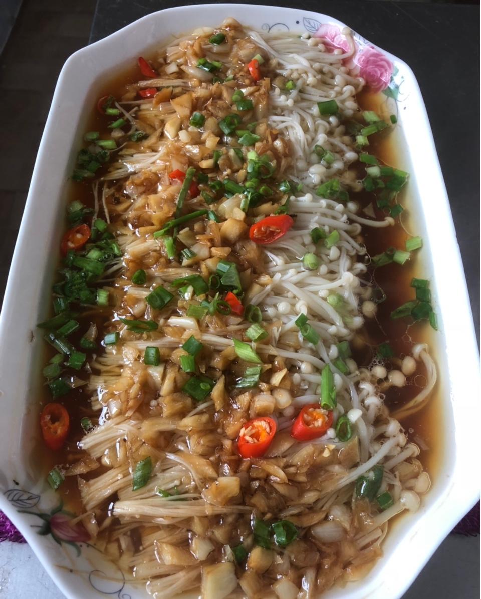 蒜蓉蒸金针菇