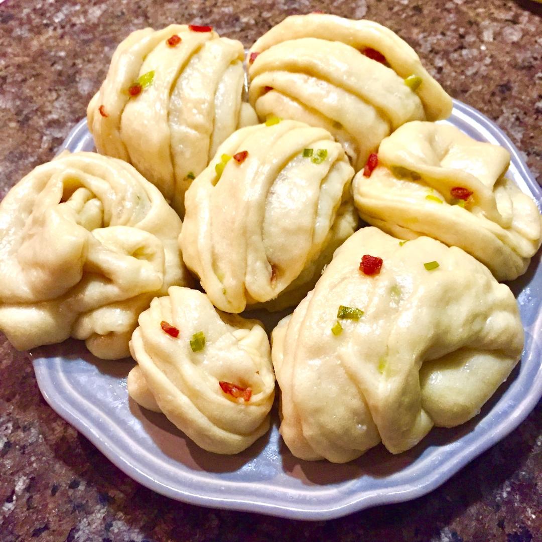 葱油花卷 Steamed Roll