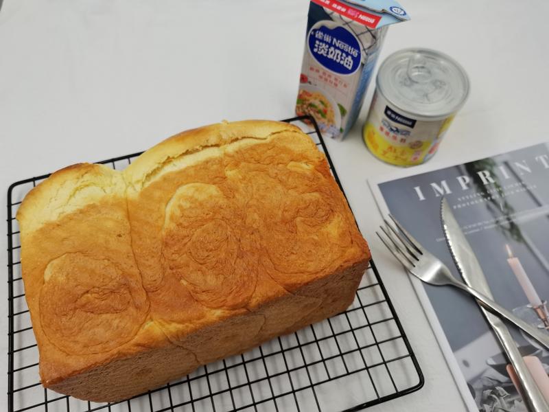 纯奶手撕吐司的做法 步骤1