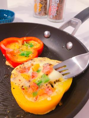 彩椒煎蛋——减脂快手早餐的做法 步骤5