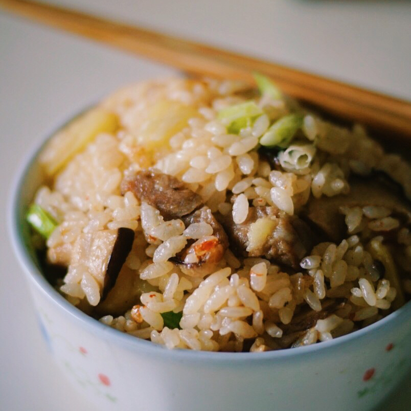 香肠土豆焖饭【一人也要吃好版】