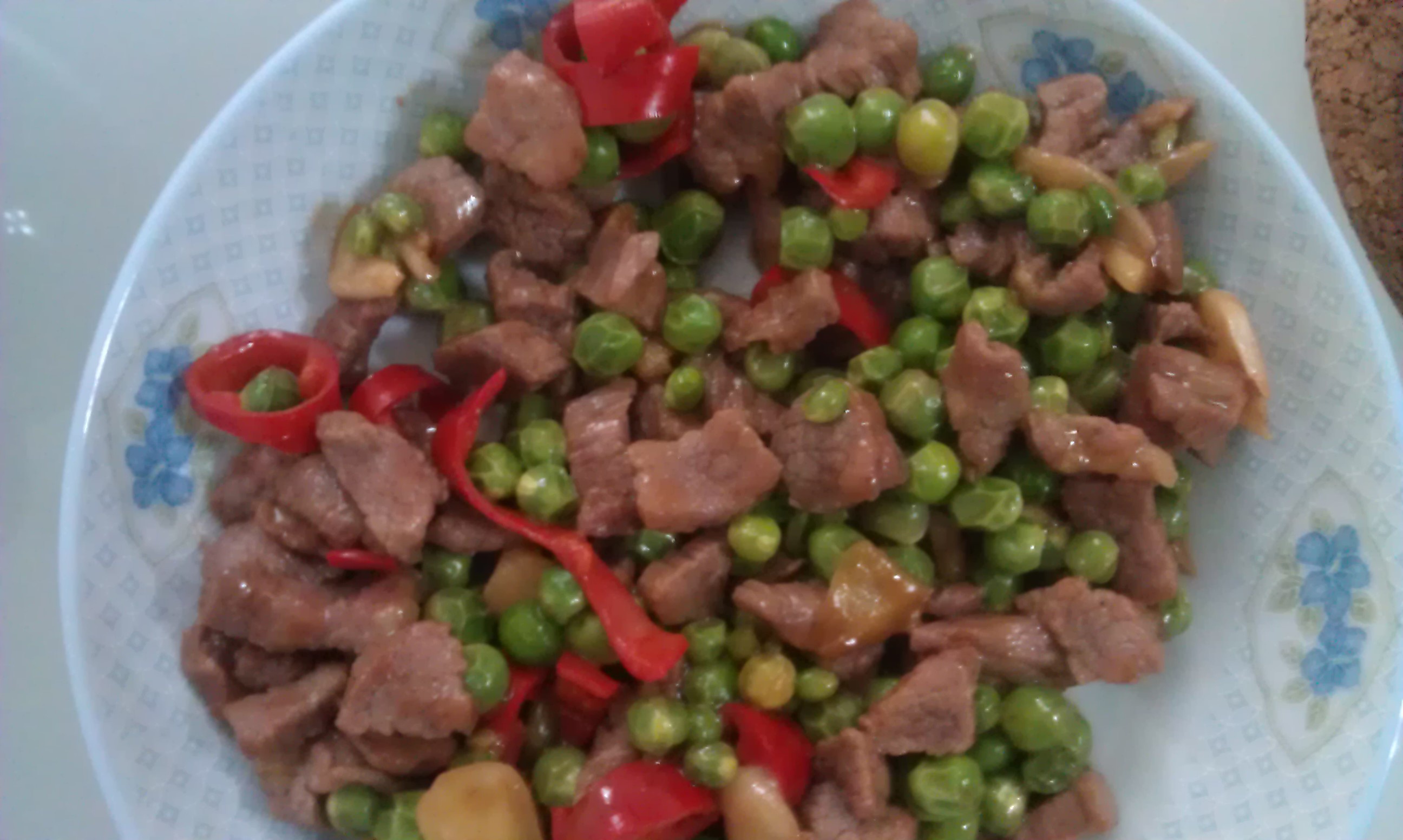 豌豆炒牛肉粒